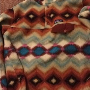 Patagonia aztec size small